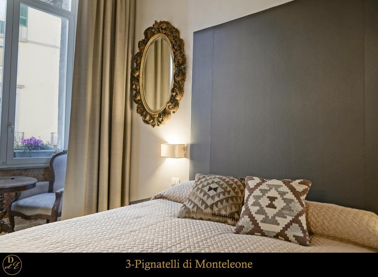 Dimora Donna Elena By Ranieri Bed & Breakfast Napels